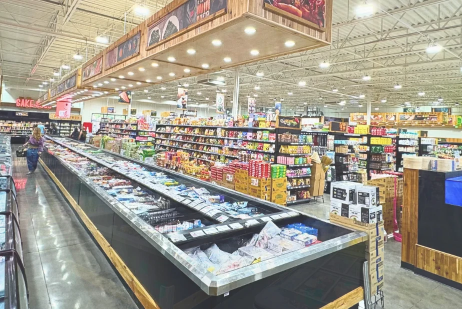Aisles and frozen section